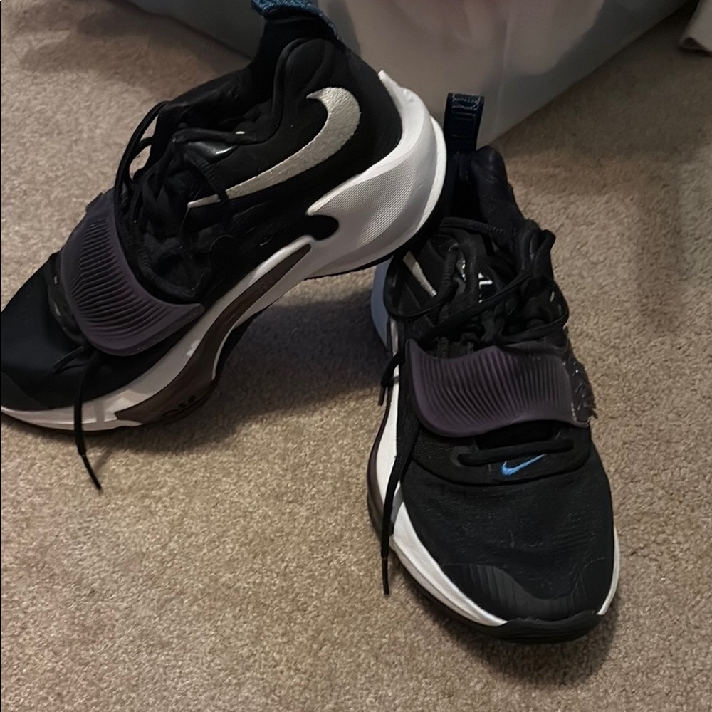 Nike Black and Silver Athletic Shoes